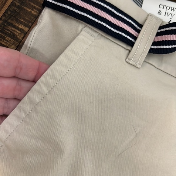 Crown & Ivy NWT Shorts pebble grey with black white and pink belt size 4 - Picture 6 of 10